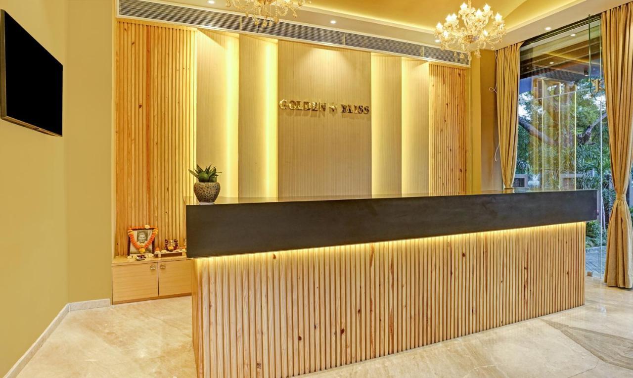 Treebo Premium Golden Bliss Trimurti Nagar Square Nágpur Kültér fotó